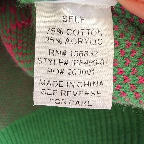 BiBi Green Sweater with Pink Floral Design - Picture 4 of 9